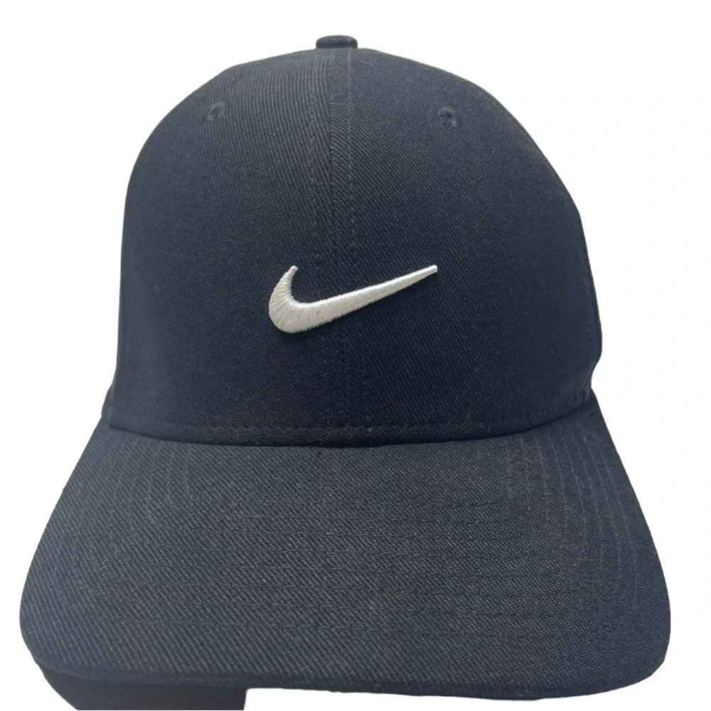 Nike Dri Fit Classic99 Black Fitted Hat
